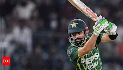 'Important for Babar Azam to not bat at 130-140 strike rate': Misbah-ul-Haq on Pakistan skipper's role at T20 World Cup | Cricket News - Times of India