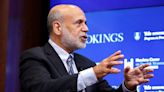 Bernanke urges Bank of England to debate publishing rate projections