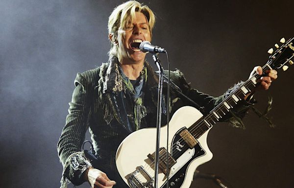 On This Day In 2006, David Bowie's Final UK Live Performance | 99.7 The Fox | Jeff K