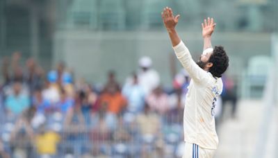 Ravindra Jadeja Scalps Wicket No. 300 During IND vs BAN Test, Becomes 2nd Fastest to Reach Milestone