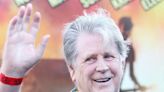 Brian Wilson, dos Beach Boys, ficará sob tutela por ser 'incapaz de cuidar de si', determina justiça americana