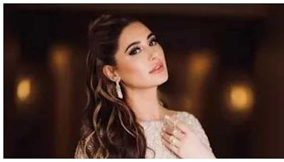 Nargis Fakhri wants to live in the woods, says nature heals us - Times of India