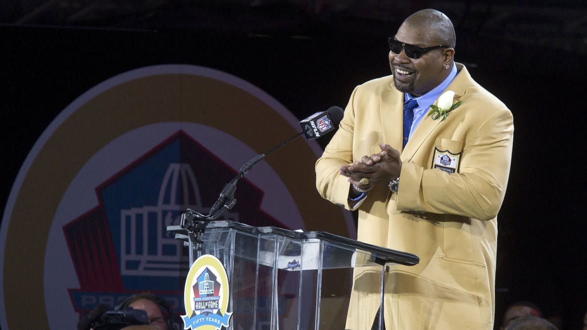 Dallas Cowboys Legend Dies on Mexican Vacation at 52