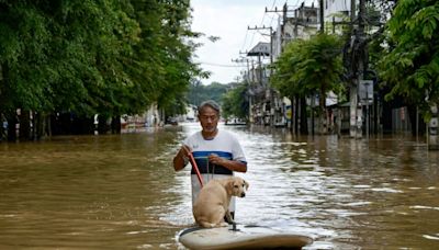 Flash flooding kills three in northern Thailand