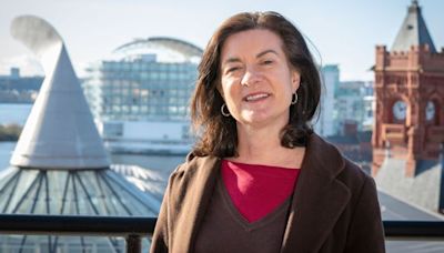 Eluned Morgan becomes Welsh Labour's first female leader