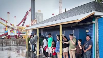 Lluvias en Nueva York obligaron al cierre temprano de la playa de Coney Island