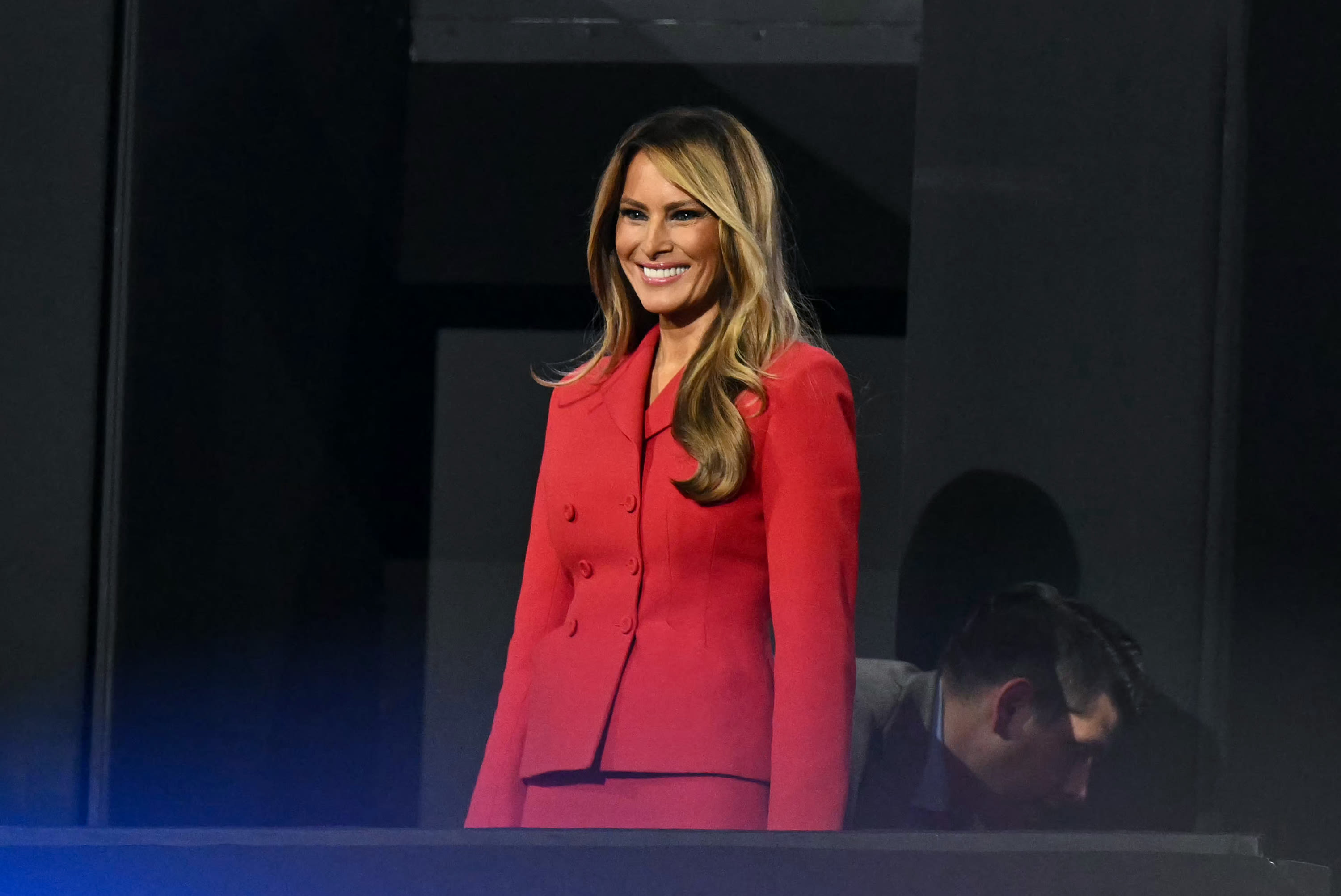 Melania Trump issues new "warning" about FBI