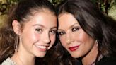 El sorprendente video con el que Catherine Zeta-Jones comparó a su hija Carys con Merlina Addams