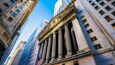 Stocks Pause On Dismal Consumer Confidence; Yields, Dollar Rise As Inflation Expectations Kick Higher, Bitcoin Sinks: What's...