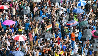 India's World Cup winners return to PM Modi praise, victory parade