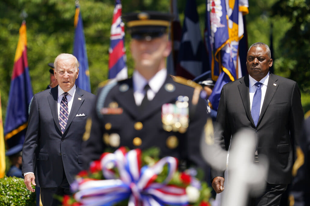 President Biden delivers remarks at annual Memorial Day service at Arlington National Cemetery