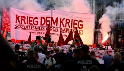 Demonstrationen am 1. Mai verlaufen weitgehend friedlich - vereinzelte Festnahmen