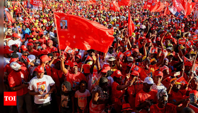 Mozambique votes in tense election likely to see ruling party win - Times of India