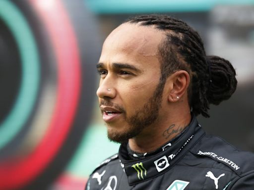 Lewis Hamilton says things OK with team after criticising Singapore GP strategy