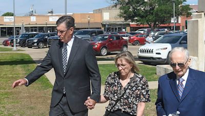 Oklahoma judge accused of drive-by shootings, misconduct resigns after dementia diagnosis