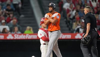 Astros release José Abreu with more than $30 million remaining on his contract