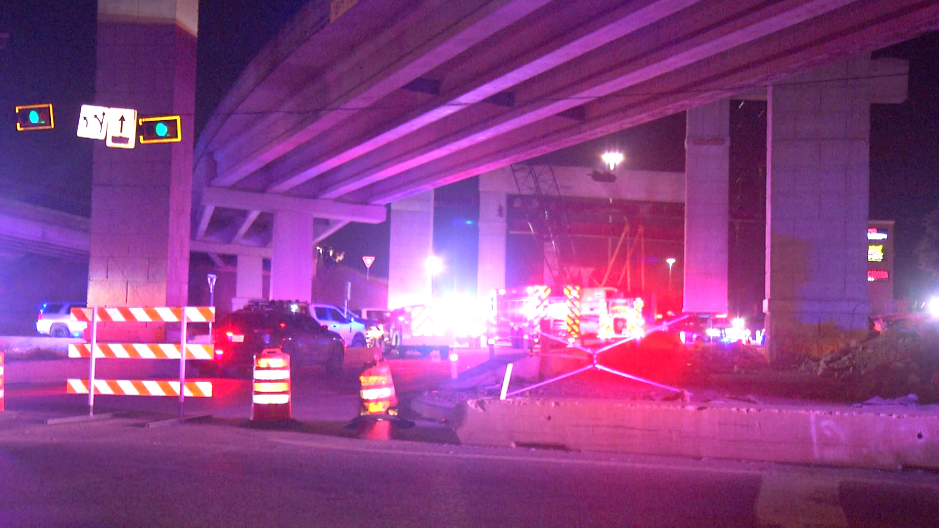 Trapped Loop 1604 construction workers rescued by SAFD