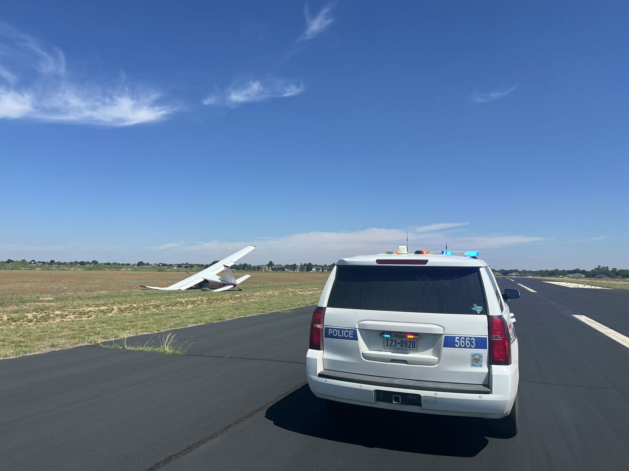 Minor injuries in Midland Airpark plane crash