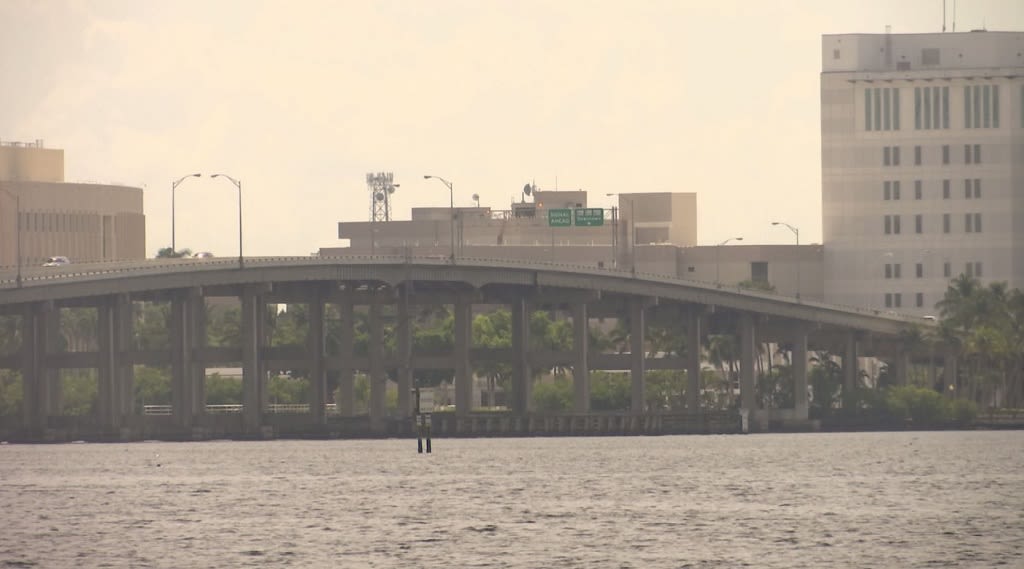 Caloosahatchee River Bridge to close for 10 weeks to speed up bridge project