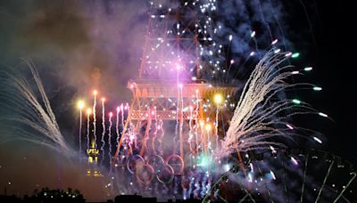 14-juillet : les images grandioses du feu d’artifice olympique à Paris