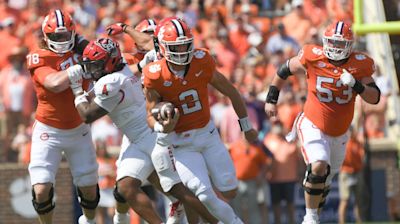 The one play Dabo Swinney said showed Clemson's Cade Klubnik is 'heading in right direction'