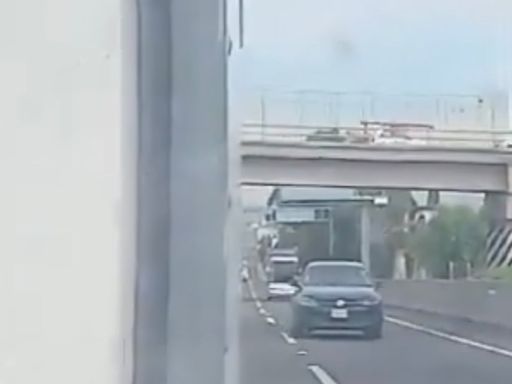 El desgarrador video de un padre pidiendo ayuda para su hijo baleado en la carretera México-Pachuca