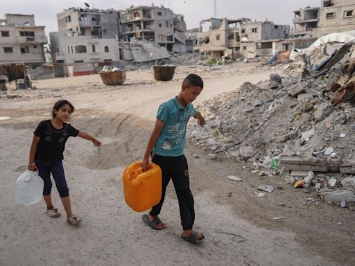 "Not A Single Well Remains": Gazans Scour Ruins For Water
