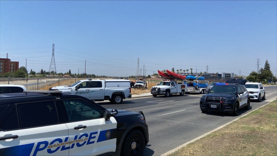 Police, KCSO Search and Rescue presence in NW Bakersfield