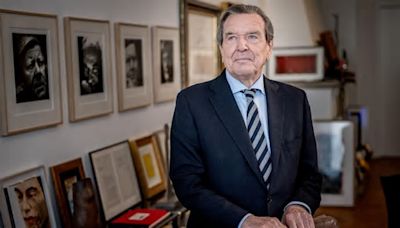 Gerhard Schröder wird 80 - und die SPD schweigt