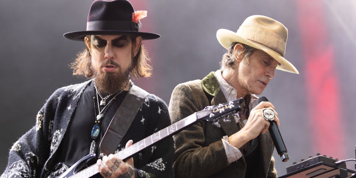 Jane's Addiction Shares 'Heartfelt Apology,' Cancels Show Following Onstage Fight