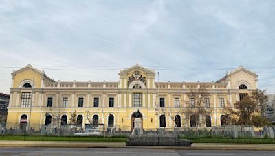 Encuesta CEP: universidades, PDI y Carabineros son las instituciones mejor evaluadas por la ciudadanía - La Tercera