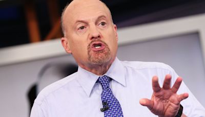 Cramer's week ahead: Earnings from Costco, Dell, Ulta and Dollar General