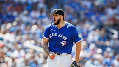 Alek Manoah fans seven in first victory of season as Blue Jays beat Rays to avoid sweep