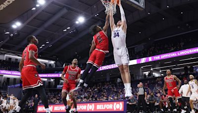 WATCH: Wisconsin transfer F Xavier Amos dominated a Big Ten rival in 2023-24