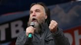 Aleksandr Dugin, el "Rasputin de Putin" cuya hija murió asesinada con un carro bomba