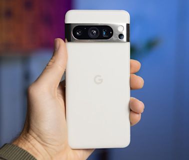 Google's "Find My Device" can locate offline Pixel 8 phones for a few hours after shutting down