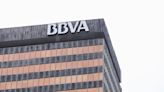 Gobierno español amenaza con bloquear adquisición hostil de BBVA sobre Sabadell