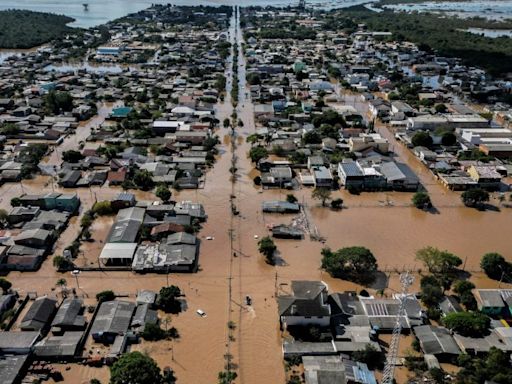 Brazil Floods: Rescuers Continue Operations In Deluge Hit Porto Allegre, Death Toll At 136 - News18