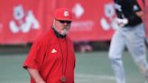 Fresno State baseball coach Mike Batesole abruptly retires. Who will coach Bulldogs in 2023?