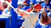 Dahl trying to show Phillies he can be a useful bat off the bench