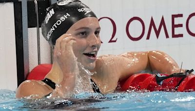 17-year-old Canadian Summer McIntosh wins gold in 400-meter IM, her second medal of the Games