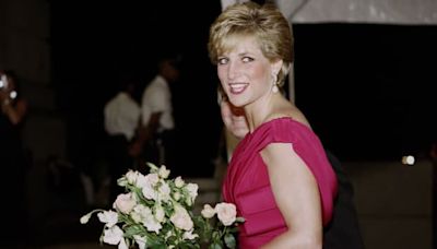 Des robes et des chaussures de la princesse Diana vont être mises aux enchères en Californie