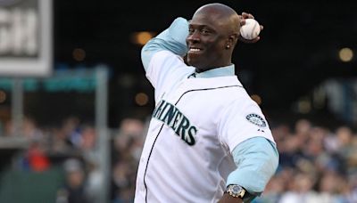 22 years ago today: Mariners Mike Cameron hit four home runs in one game
