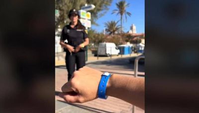 La Policía avisa de un riesgo en los hoteles con pulseras “todo incluido”