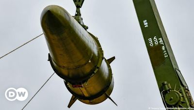 Rússia inicia exercício com armas nucleares táticas – DW – 21/05/2024