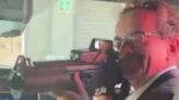 Embajador del RU en México es despedido por apuntar con rifle