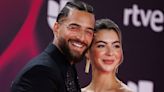 El lujoso regalo con el que Maluma sorprendió a su novia - La Opinión