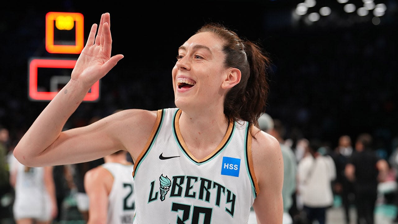 Liberty's Breanna Stewart jokes team will take charter flight to Connecticut following WNBA announcement