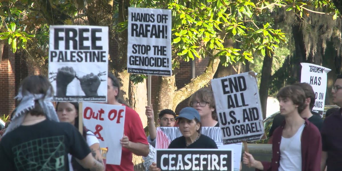 DeSantis doubles down against pro-Palestine college camps following Florida student arrests