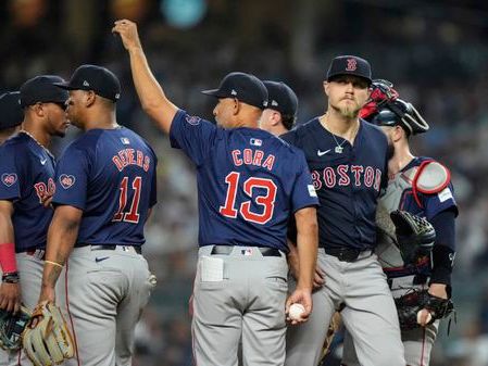 Alex Cora: Risk-reward of letting a pitcher strain for a no-hitter can be a tough call - The Boston Globe